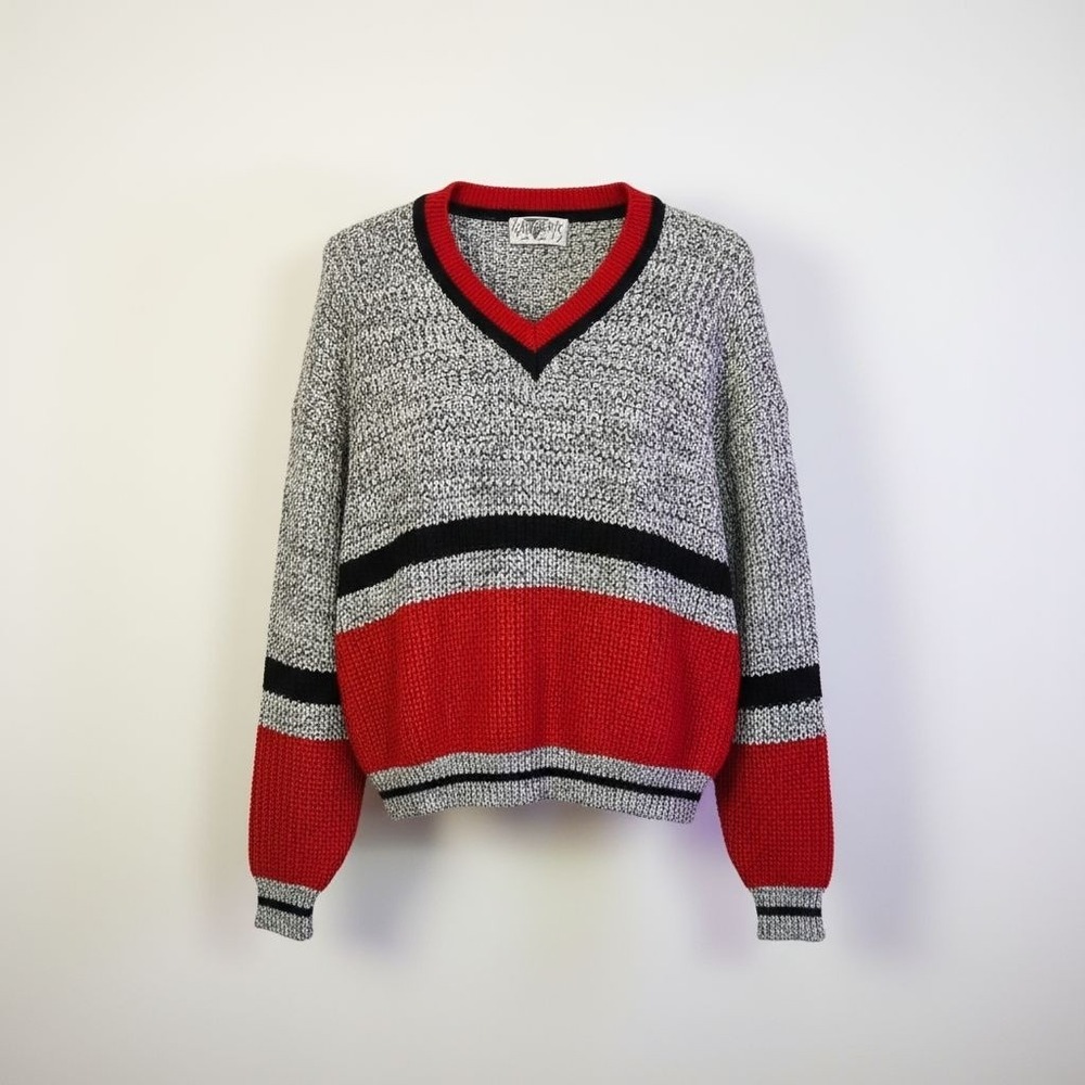 VTG Saturdays Womans Sweater Chunky Cable Knit V Neck Longsleeve Pullover Large‎